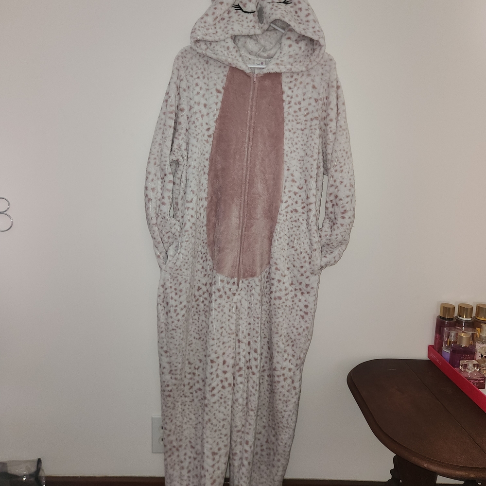 Secret Treasures Pink and Cream Hooded Pajama Onesie